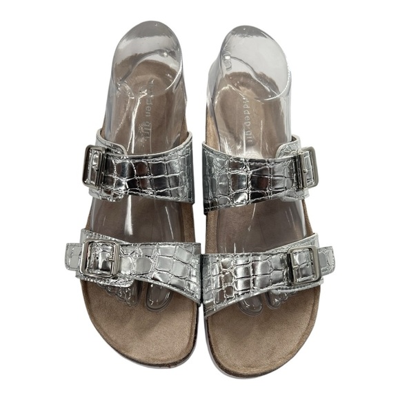 Steve Madden Metallic Silver Croc-Embossed Sandals Slip-On Size 9.5 Brand New - Picture 4 of 10